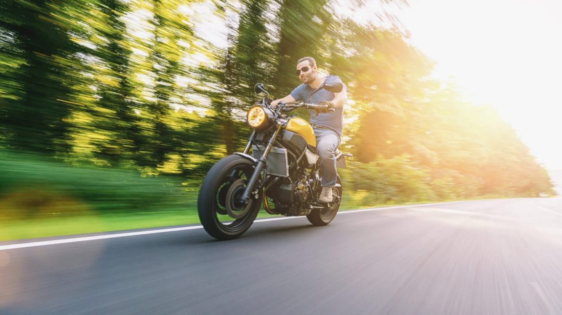 Motorcycles Swerve Back and Forth_ Reasons Legality and Tips